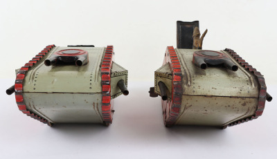 Clockwork tinplate WWI Battle Tank, German circa 1920 - 2