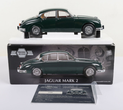 Model Icons Jaguar Mark 2, British Racing Green 1:18 scale