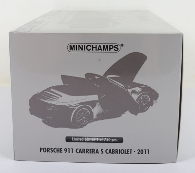 Minichamps 1:18 Scale Porsche 911 Carrera S Cabriolet 2011 - 6