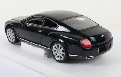 Minichamps Bentley Continental GT Model 1:18 scale - 3