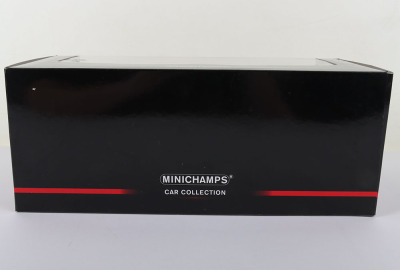 Minichamps Car Collection 1972 Volkswagen Beetle 1200 - 2