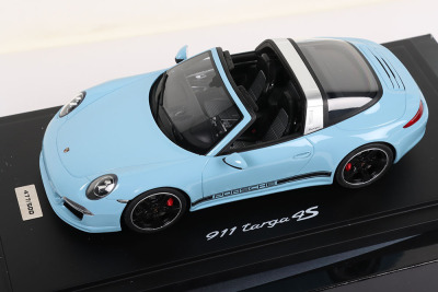 Spark Porsche 911 Targa 4S model - 2