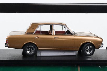 Cult Scale Models Ford Cortina 1600E 1970