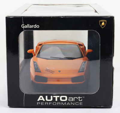 Autoart Performance Lamborghini Gallardo, 1:18 Scale model - 2