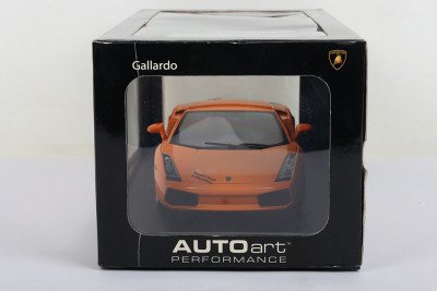 Autoart Performance Lamborghini Gallardo, 1:18 Scale model - 6