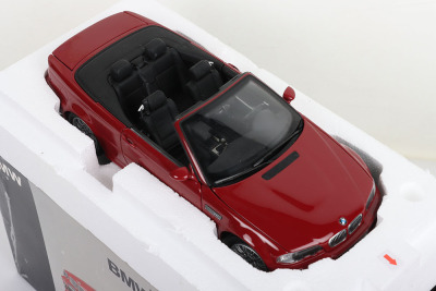 Kyosho BMW M3 Cabriolet 1:18 scale model - 4