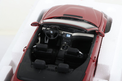 Kyosho BMW M3 Cabriolet 1:18 scale model - 6