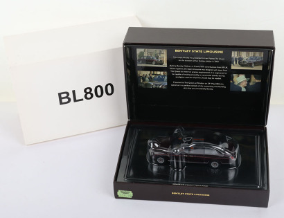 Minichamps Bentley State Limousine 1:43 scale Model