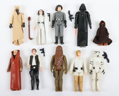 Ten Vintage Star Wars of the First Twelve loose action figures Kenner,