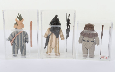 Three Vintage Star Wars Graded UKG Loose Action Figures. - 4