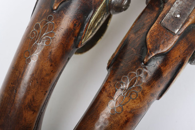 Rare pair of late-17th Century English Brass Barrel Flintlock Grenade Pistols by I .Yates - 4