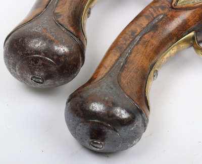 Rare pair of late-17th Century English Brass Barrel Flintlock Grenade Pistols by I .Yates - 5