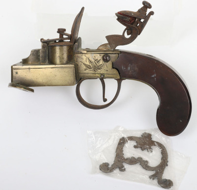 Brass framed flintlock boxlock table tinderlighter c.1800 - 2