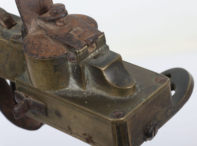 Brass framed flintlock boxlock table tinderlighter c.1800 - 8
