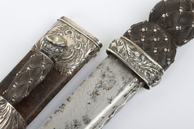 Early Victorian Scottish Highland dress dirk with hallmarked silver mounts - 5