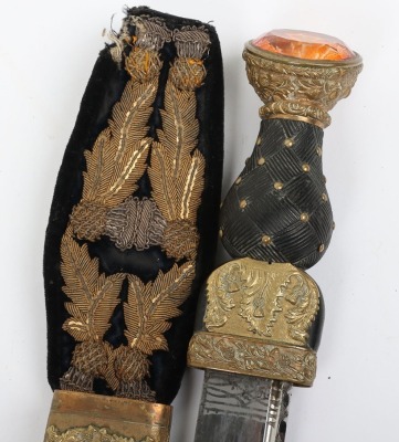 Victorian Scottish dress dirk of the 79th Cameron Highlanders - 8