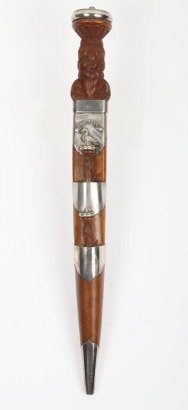 Scottish Highlander&rsquo;s dress dirk of the Wemyss Clan, motto Je Pense above a swan, probably first quarter of the 20th century