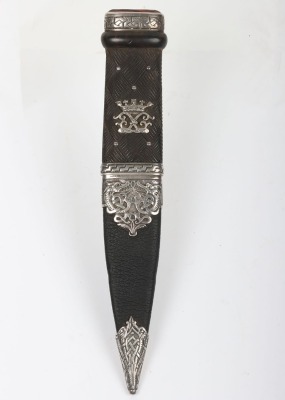 Hallmarked silver mounted Scottish officer&rsquo;s sgian-dubh of Princess Louise&rsquo;s Argyll and Sutherland Highlanders, marked for Edinburgh, 1914