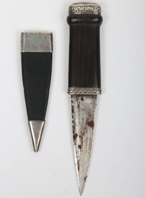 Hallmarked silver mounted Scottish officer&rsquo;s sgian-dubh of Princess Louise&rsquo;s Argyll and Sutherland Highlanders, marked for Edinburgh, 1914 - 3
