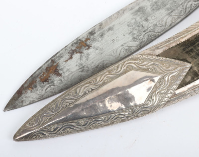 Indian silver mounted kukri - 3