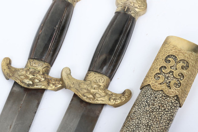 Late 19th century Chinese river pirate&rsquo;s double sword Jian - 5