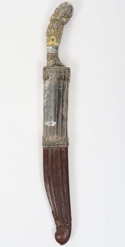 ^ Silver mounted Ceylonese dagger pia kaetta, 19th century