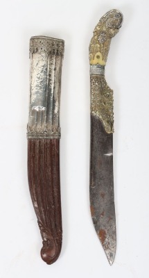 ^ Silver mounted Ceylonese dagger pia kaetta, 19th century - 2