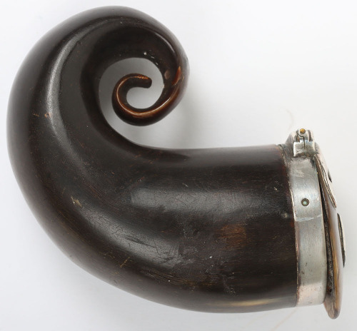Victorian silver mounted Scottish ram&rsquo;s horn snuff mull