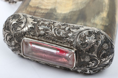 Victorian Scottish silver coloured metal mounted dress powder horn - 6
