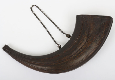 Unusual powder horn, possibly 18th century - 2