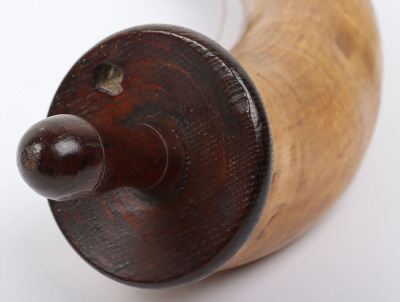 Gunner&rsquo;s cow horn powder horn - 7