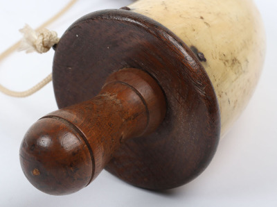 Gunner&rsquo;s cow horn powder horn, - 5
