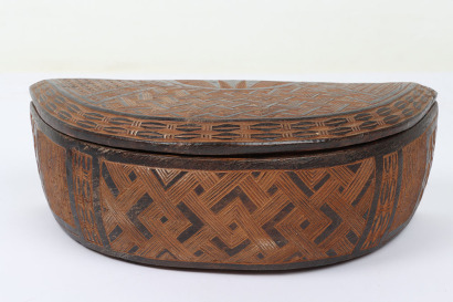 African Kuba tribal carved wooden cosmetic box of demi lune form