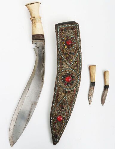 Indian kukri,