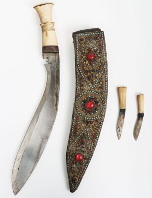 Indian kukri,