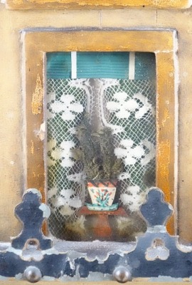 &lsquo;Edith Villa&rsquo; 1878, a charming English painted wooden Dolls House, - 4