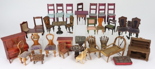 Collection of small scale wooden Dolls house furniture, German late 19th century,