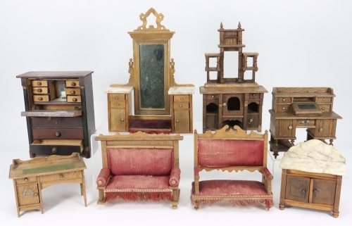 Selection of German Dolls House furniture, late 19th century,