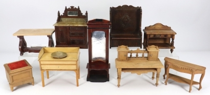 Selection of wooden Dolls House furniture,