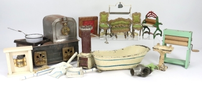 Tinplate painted bath and hot water stove,