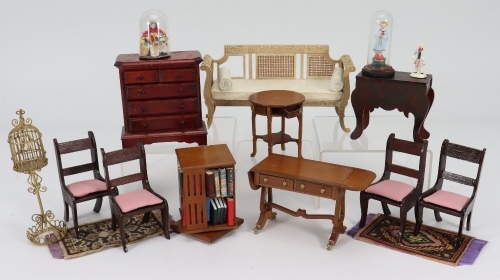 Collection of modern 1/12th scale Dolls House furniture and accessories,