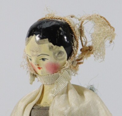 A good painted wooden Grodnertal doll in original Quaker style clothes, German circa 1820, - 2