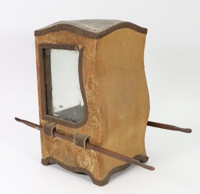 A good dolls miniature Sedan Chair and poles, French circa 1870, - 3