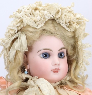 A good Emile Jumeau bisque head bebe doll, size 8, French circa 1890, - 3