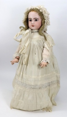 A Tete Jumeau 1907 bisque head doll, French, circa 1910, - 2