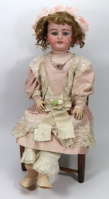 A large Simon & Halbig 1078 bisque head doll, size 15, German circa 1910,