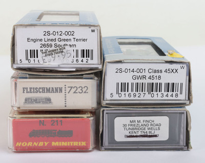 Five N gauge locomotives - 2