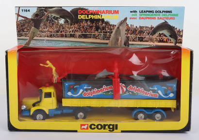 Corgi Toys 1164 Berliet Dolphinarium