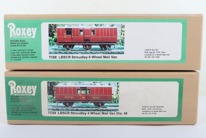 Two Roxey Mouldings 0 Gauge Stroudley 4 Wheel Mail Van Kits