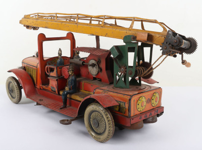 A Gunthermann (Germany) Tinplate Clockwork Extending Ladder Fire Truck - 5